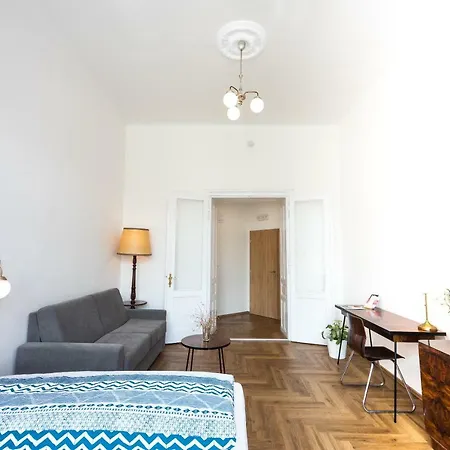 Jacob Affittacamere *